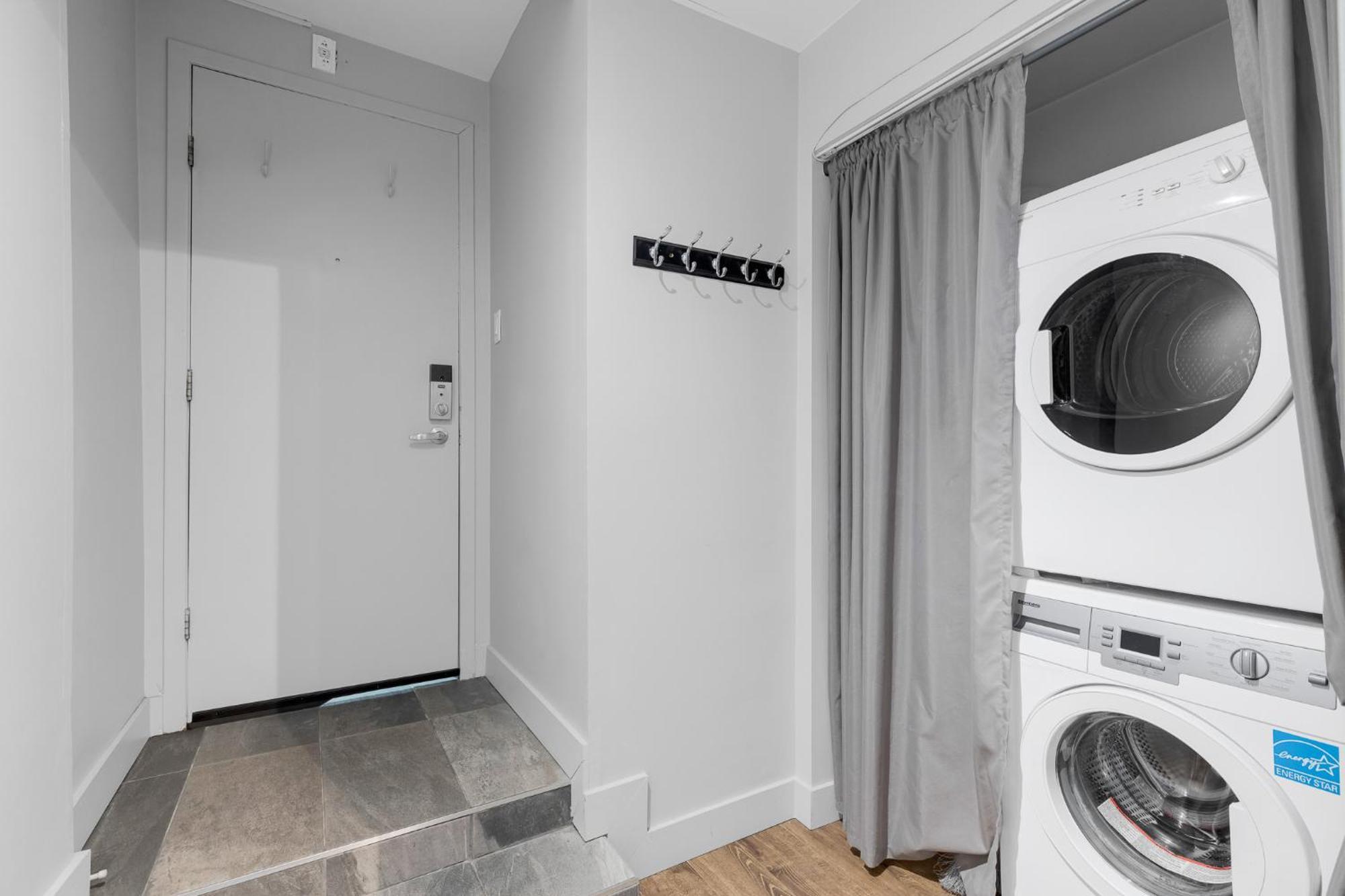Liv Mtl Soho Aparthotel Montreal Ngoại thất bức ảnh