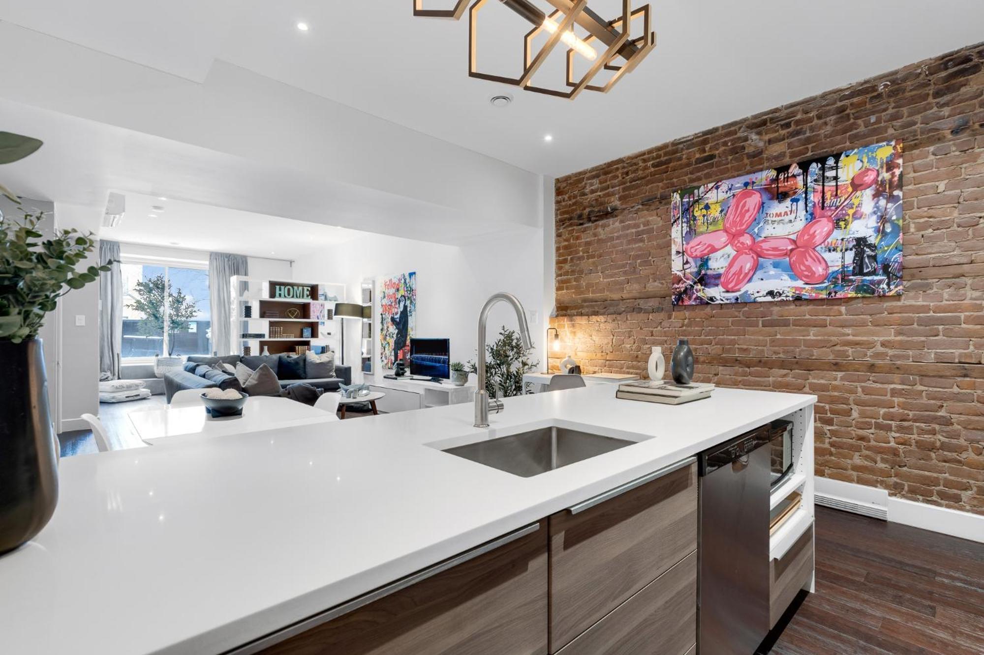 Liv Mtl Soho Aparthotel Montreal Ngoại thất bức ảnh